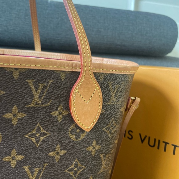 Louis Vuitton Neverfull MM Monogram tote - Picture 6 of 11